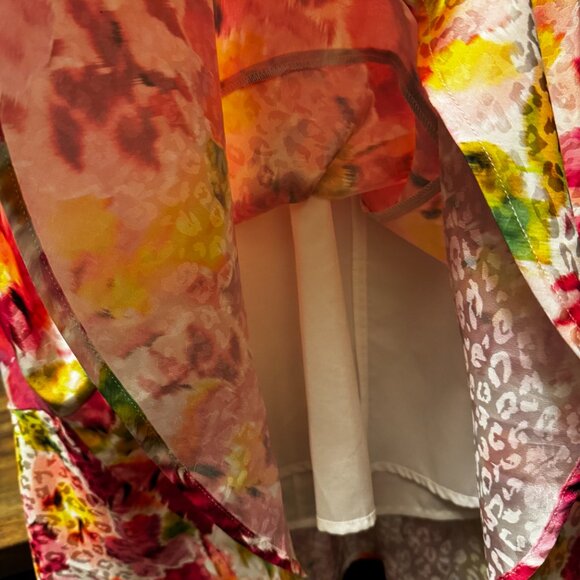 Adelyn Rae Bright Floral Mini Dress | Size Medium | EUC | - Picture 6 of 10